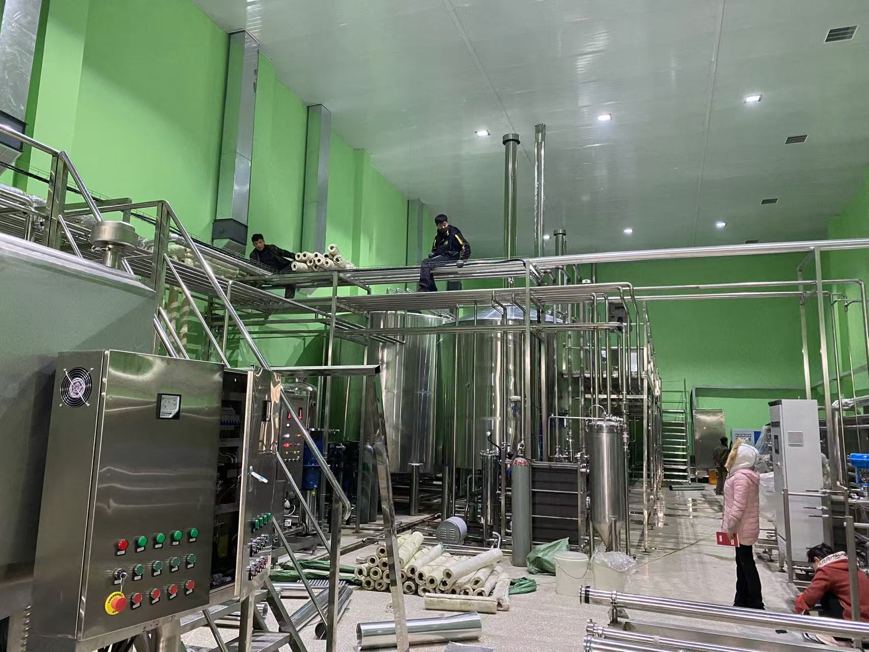 磐石精酿啤酒设备厂—精酿啤酒设备制造：传承工艺与创新科技的交融